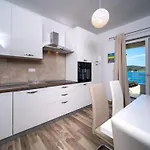 Διαμέρισμα Sea View 1 Ραμπ