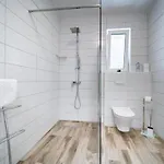 Διαμέρισμα Sea View 1 *