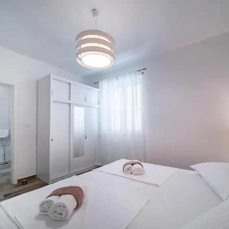 Sea View 1 Apartment *